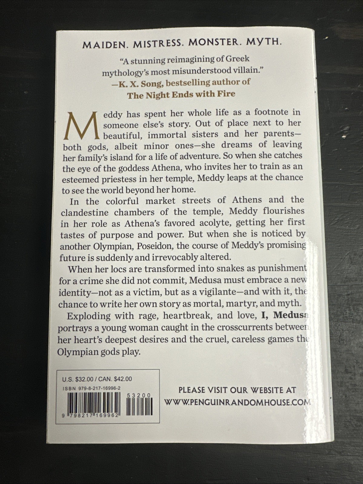 I, Medusa Paperback by Gray, Ayana LARGE PRINT