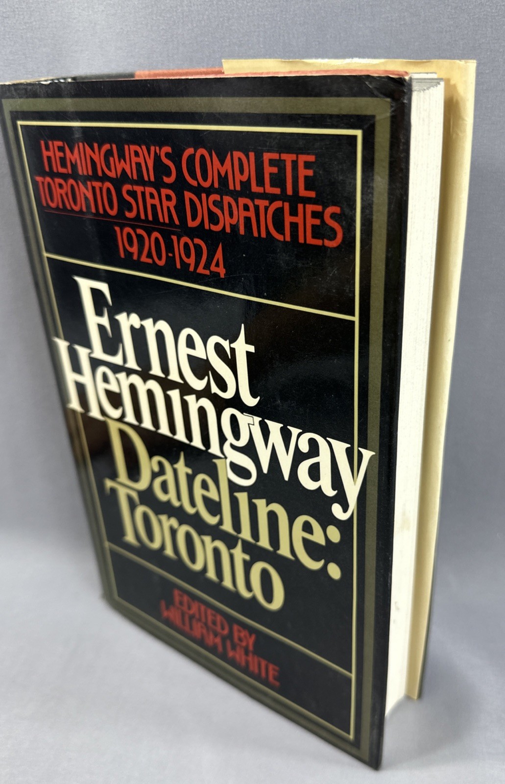 Lot of 5 Ernest Hemingway Related Mixed Titles Vintage Books HC/DJ