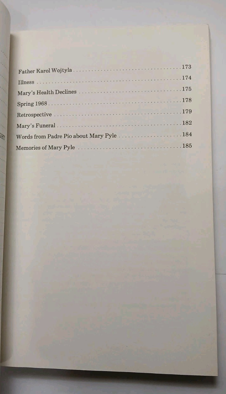 MARY’S HOUSE Dorothy M. Gaudiose SIGNED – MARY PYLE Spiritual Guidance PADRE PIO