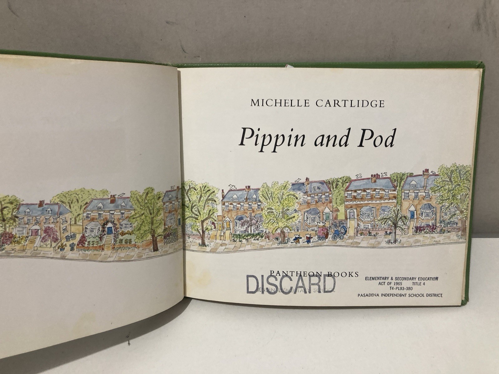 Pippin and Pod by Michelle Cartlidge rare HC by Pantheon Books 1978 Ex-Library
