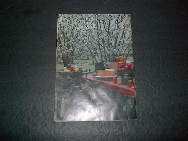 Kerr Home Canning & Freezing Book w/72 Pages of How to Can & Freeze 1974 PB