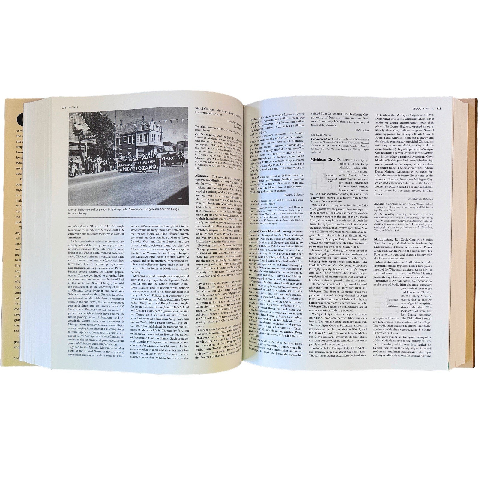 Encyclopedia of Chicago Hardcover 2004 Univ of Chicago Press Grossman Reiff DJ