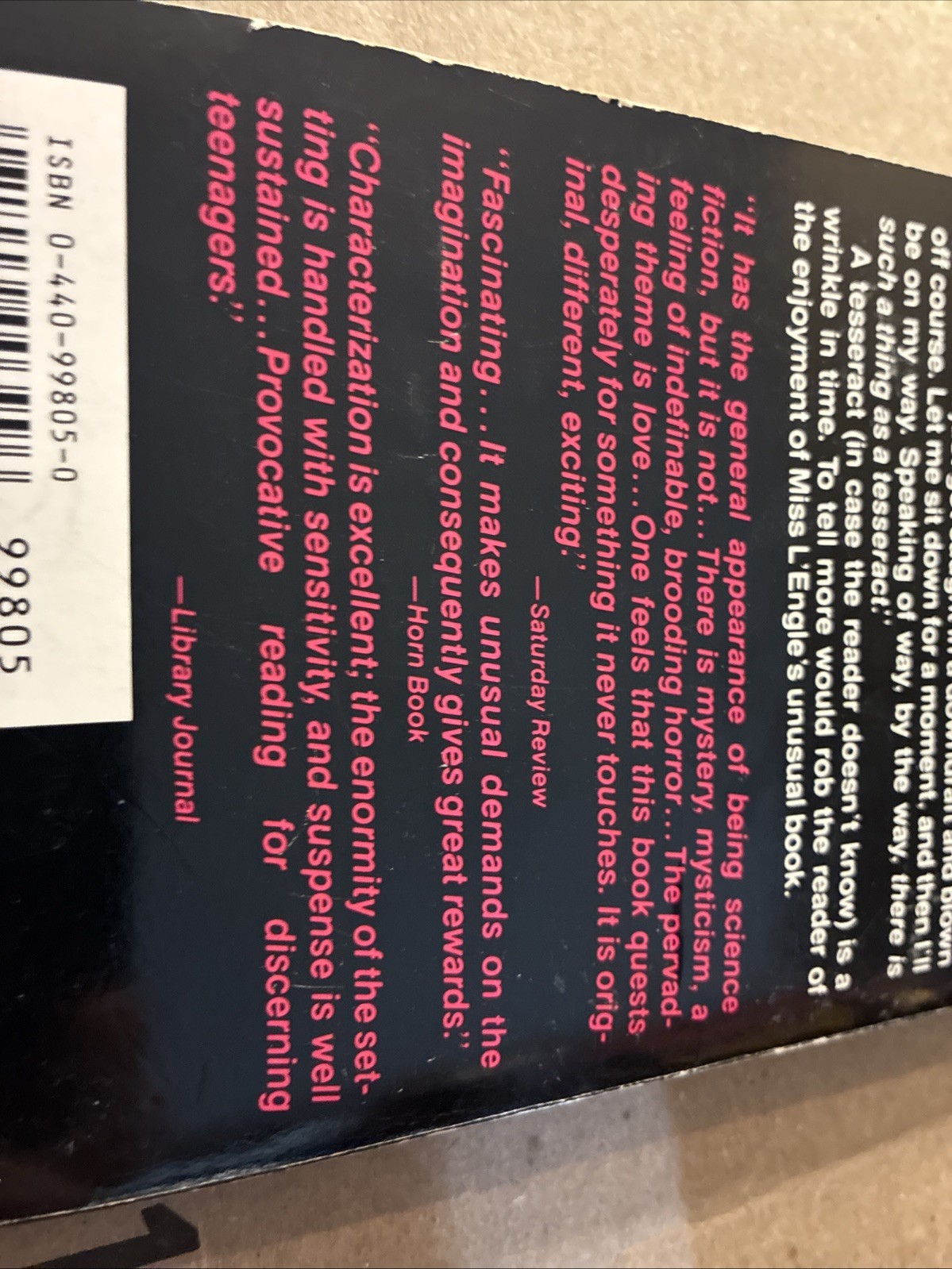A Wrinkle in Time by Madeleine L’Engle (Paperback, 1976)Dell Laurel Leaf Fantasy