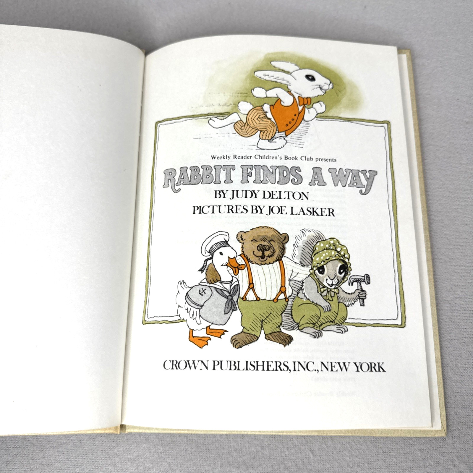 Rabbit Finds a Way by Judy Delton 1975 Vintage Hardcover Book BCE