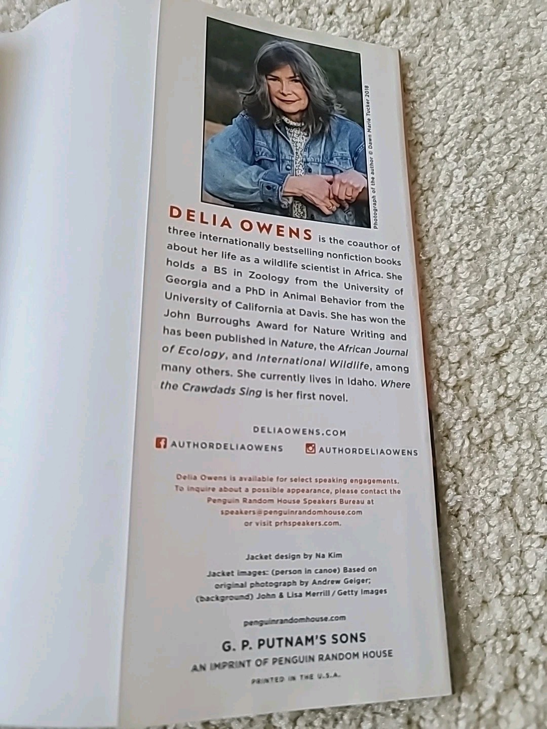 Where the Crawdads Sing: Reese’s Book Club by Delia Owens (2018, Hardcover)