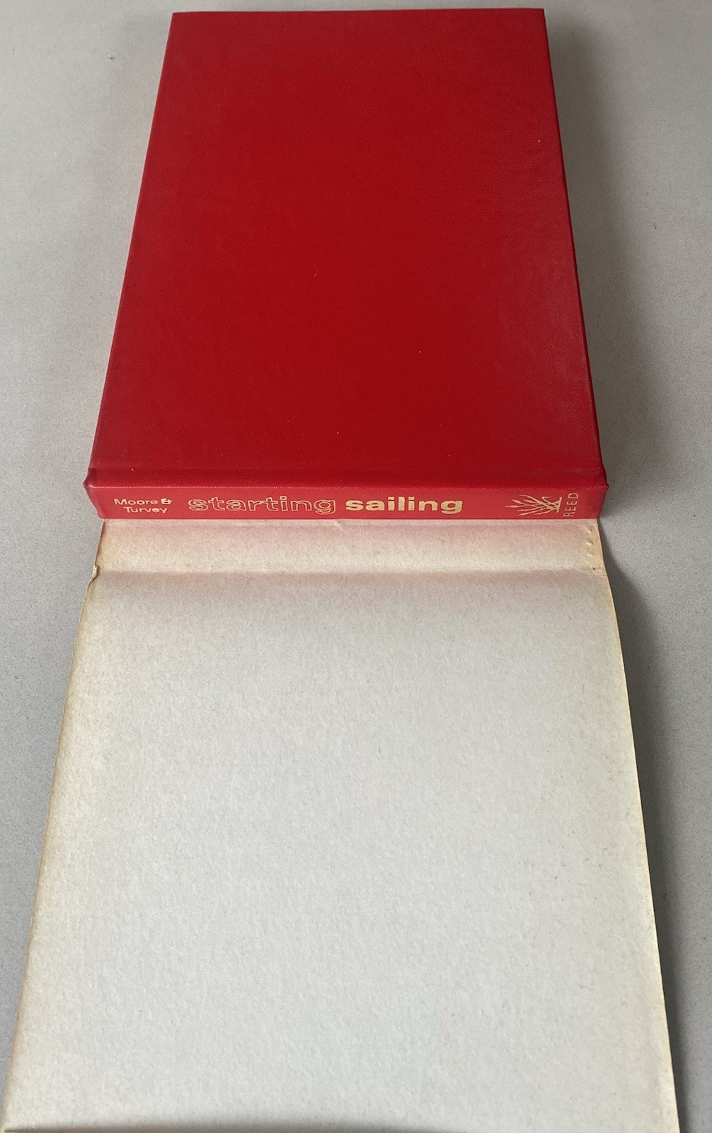 Starting Sailing by James Moore & Alan Turvey (1974 HCDJ) Vintage Instructional