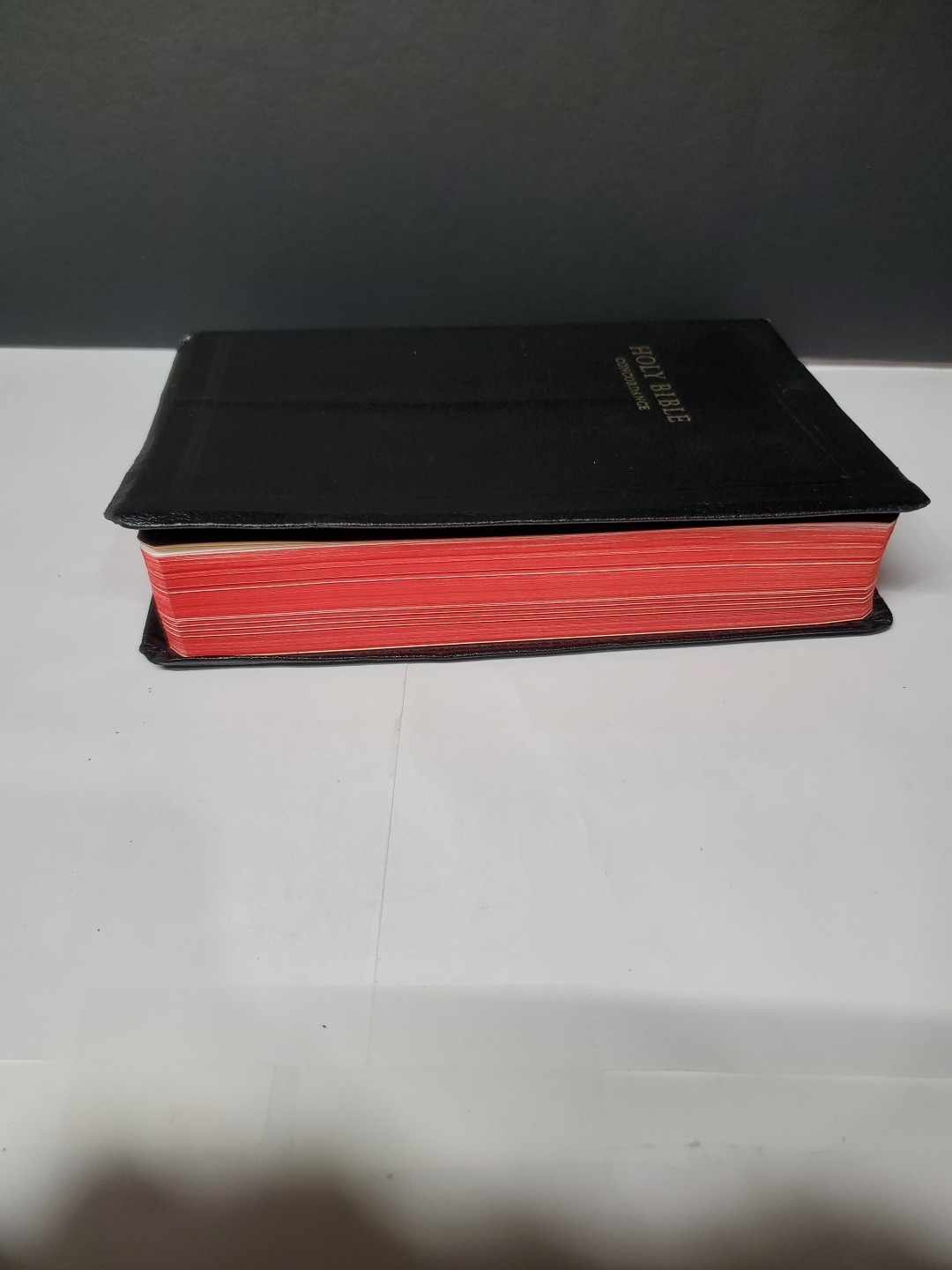 Holy Bible Letter Edition Concordance World. writing as shown in pic
