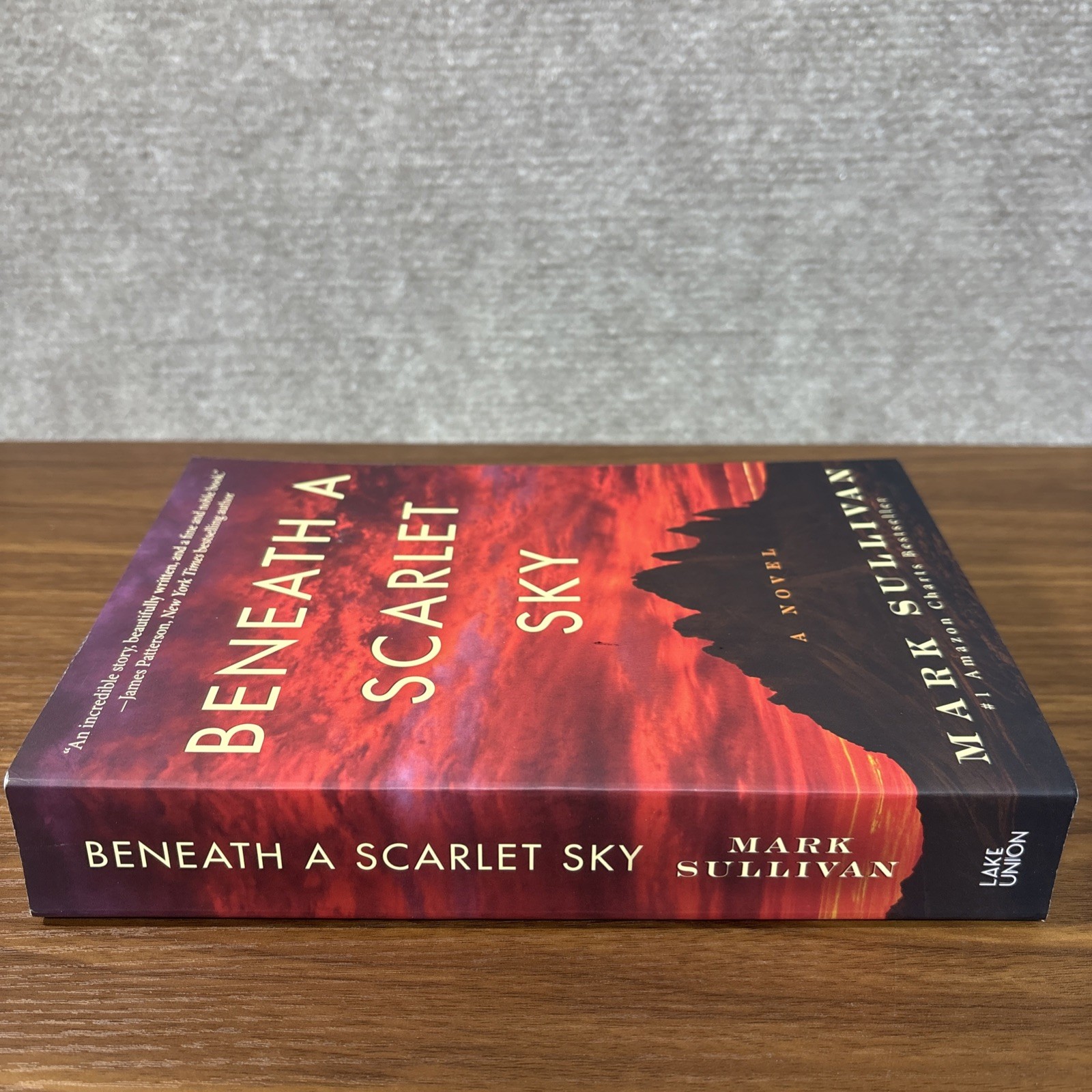 Beneath a Scarlet Sky by Mark Sullivan (2017, Trade Paperback) FREE SHIPPING