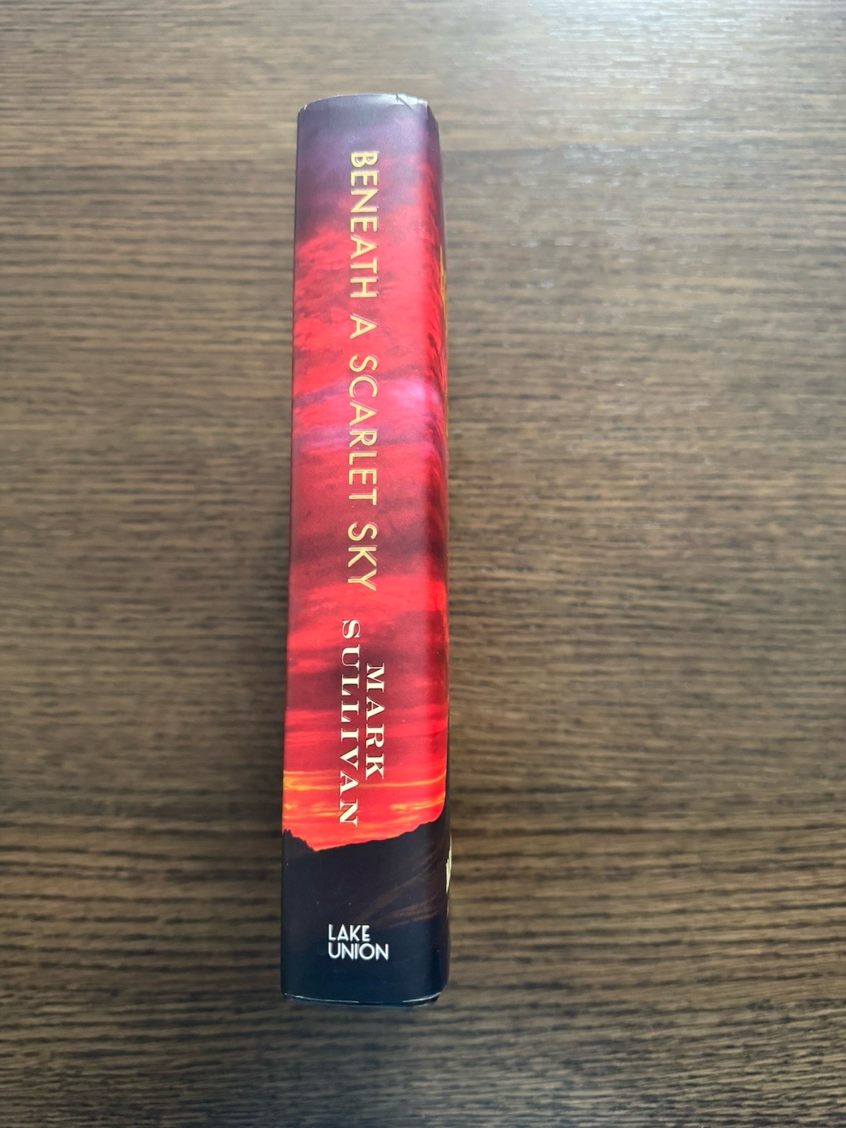 Beneath a Scarlet Sky : A Novel by Mark Sullivan (2018, Hardcover)