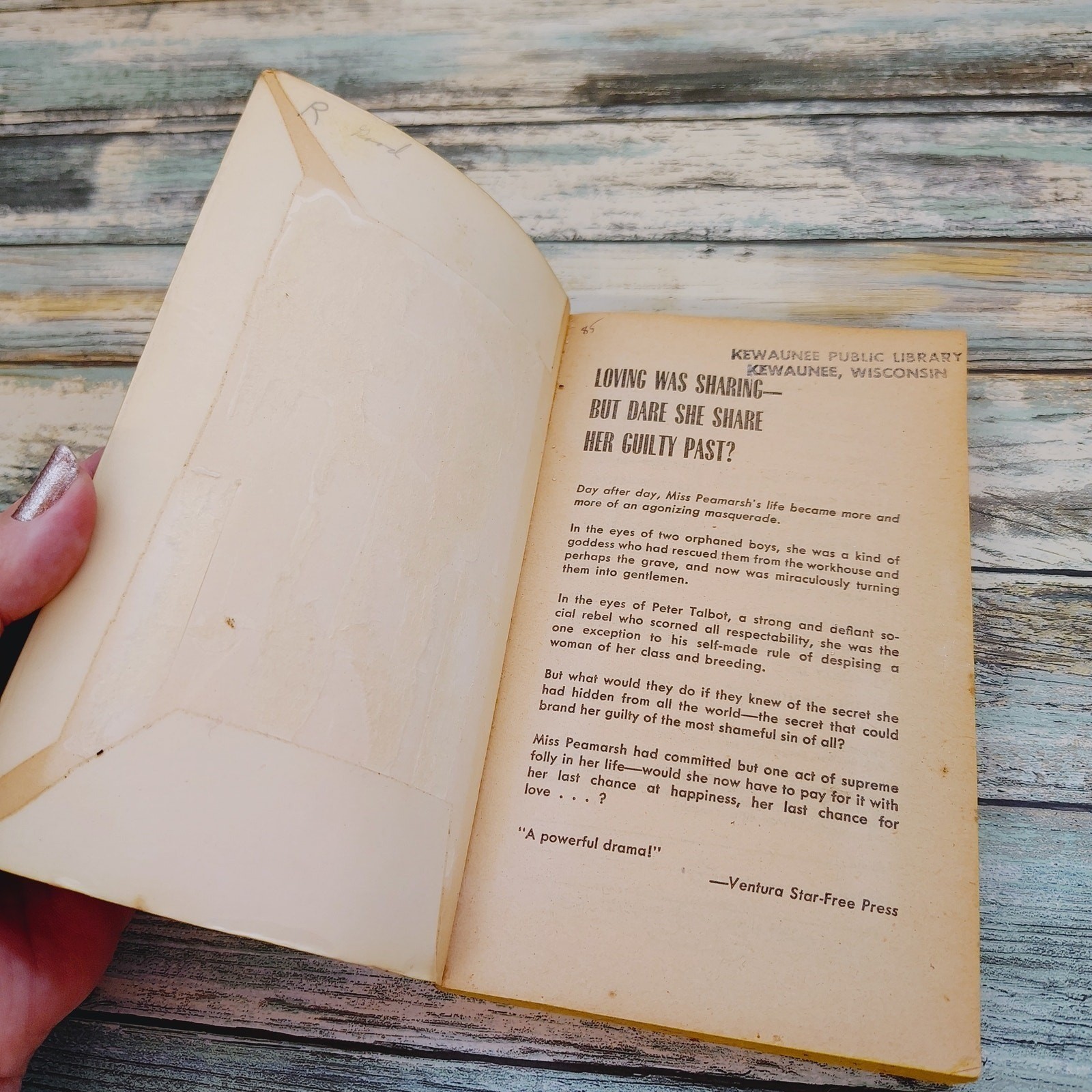 Our John Willie Catherine Cookson 1975 Vintage Paperback – Bookworm FLAW