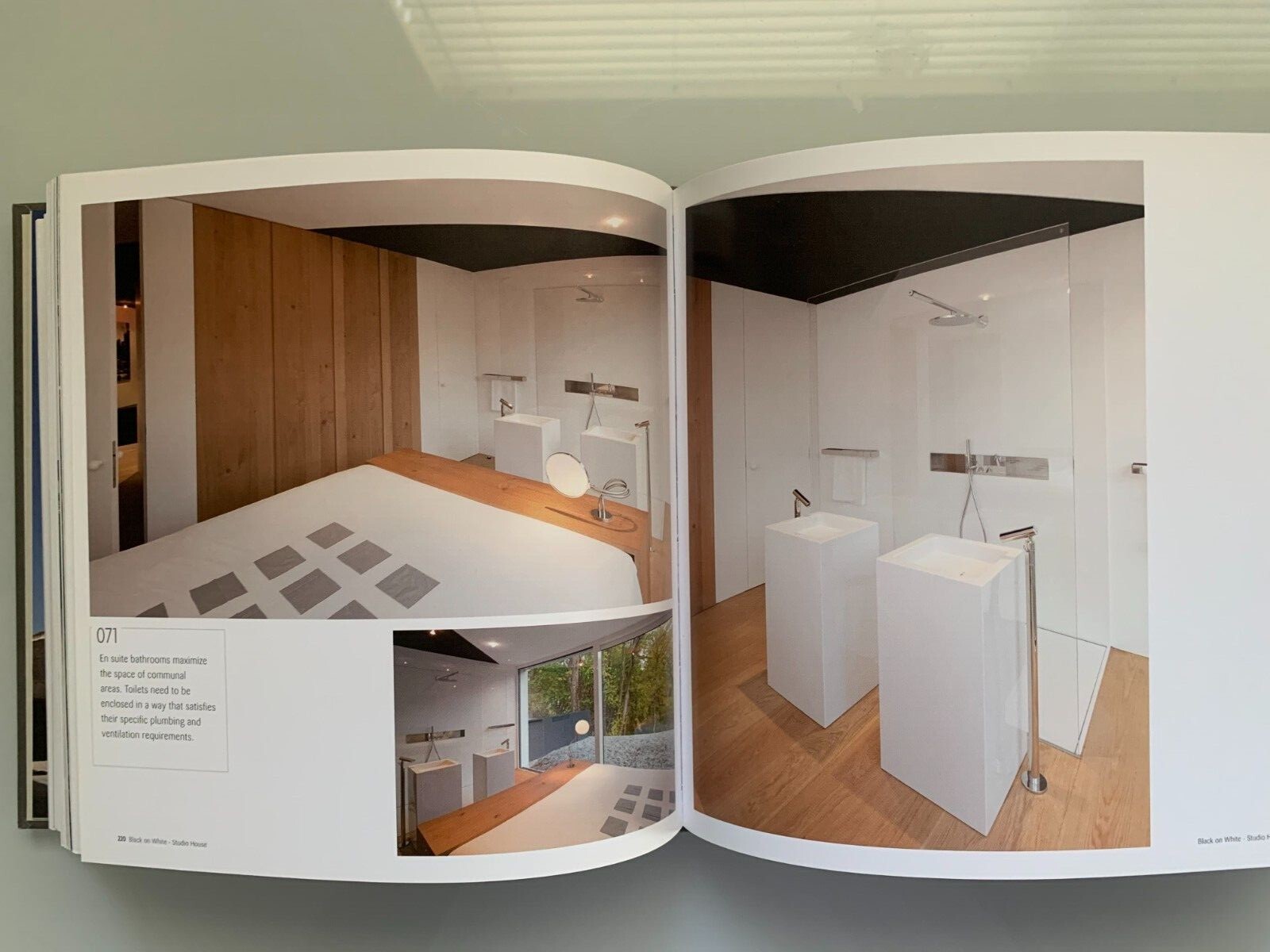 150 BEST MINIMALIST HOUSE IDEAS By Alex Sanchez Vidiella 2013 Hardcover Good ++