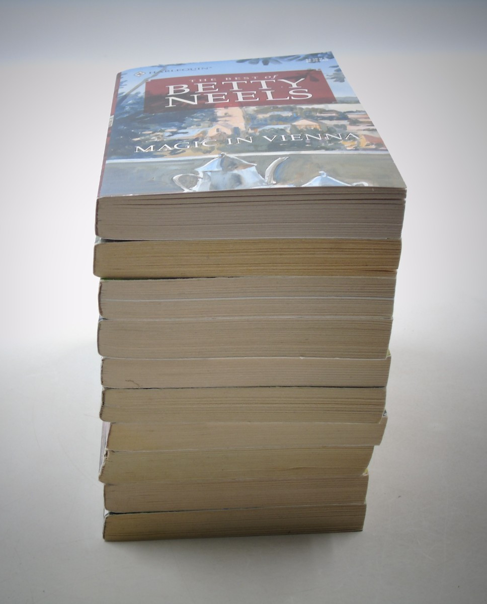 Vintage Lot of 10 Betty Neels Harlequin Romance Paperback Books, See Description