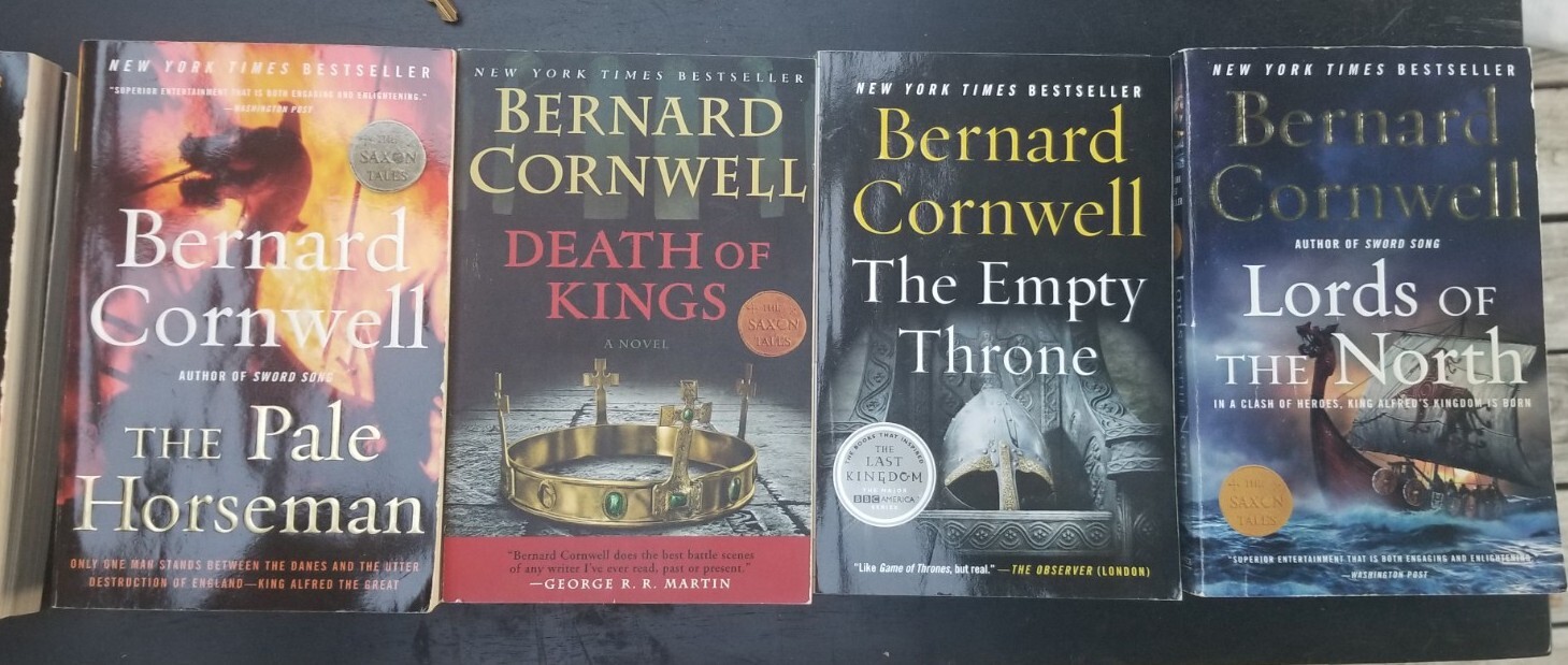 Lot Of 22 Bernard Cornwell Pb Books