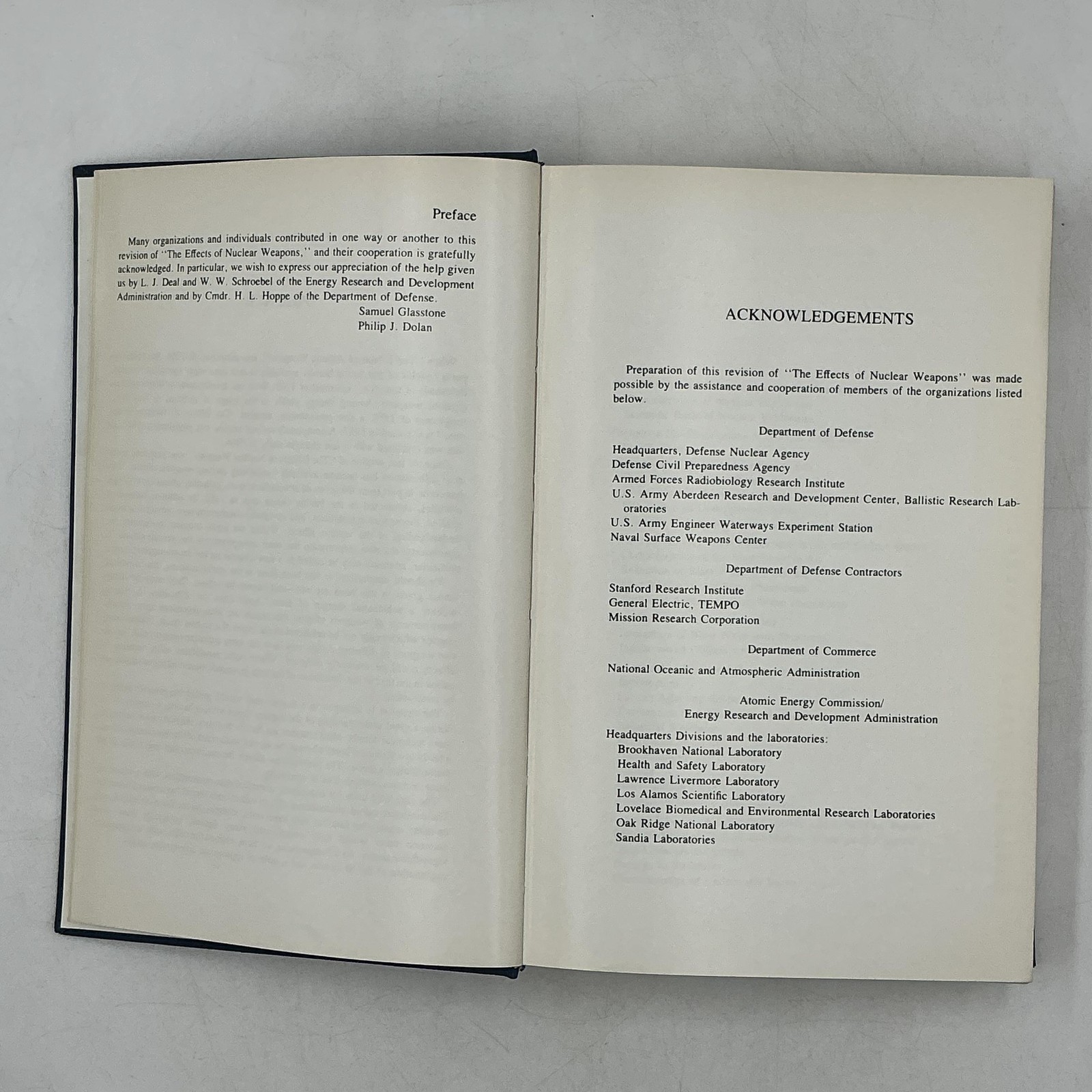 THE EFFECTS OF NUCLEAR WEAPONS Glasstone Dolan HC 1977+ Bomb Effects Computer M7