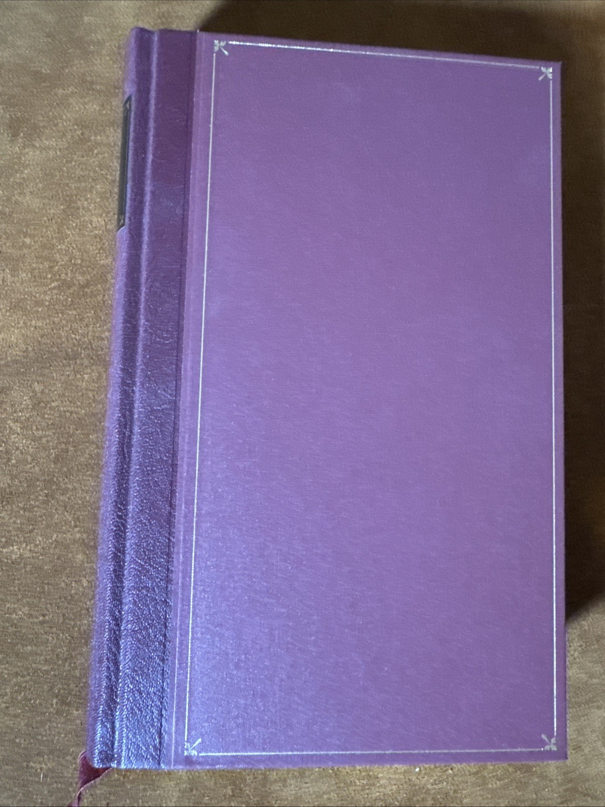 Oliver Twist; Charles Dickens, Folio Society, 2004, 1/4 Leather