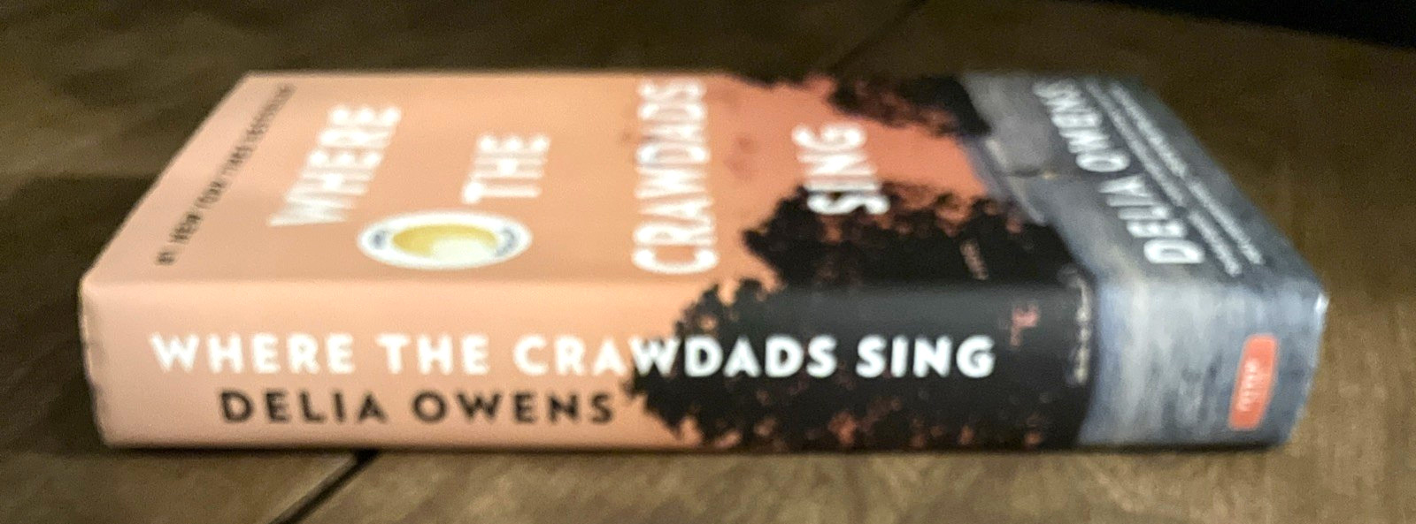 Delia Owens, Where the Crawdads Sing, Hardcover, VERY GOOD (1069)