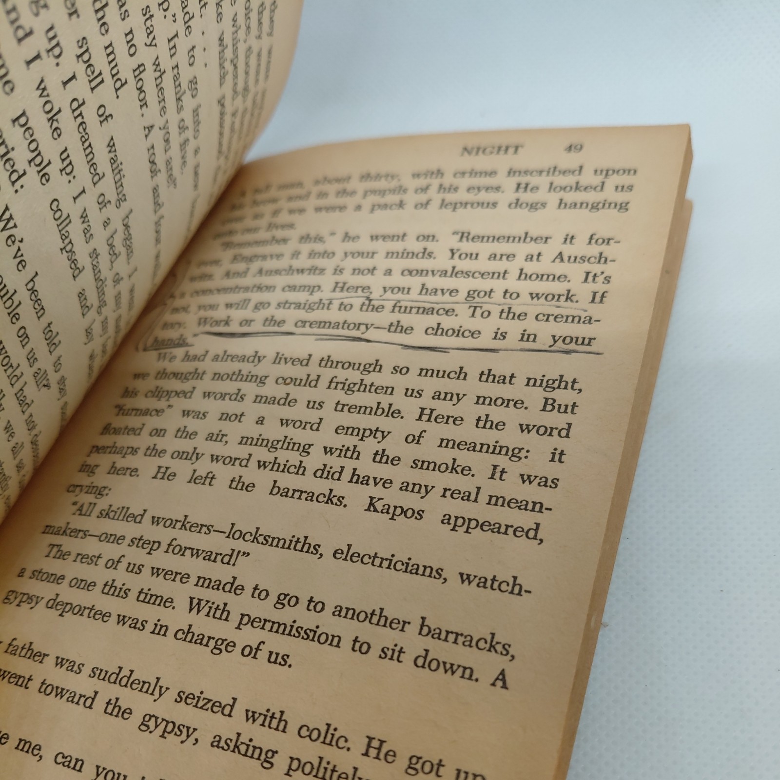 Night by Elie Wiesel Vintage Paperback Avon Books 1958 Good