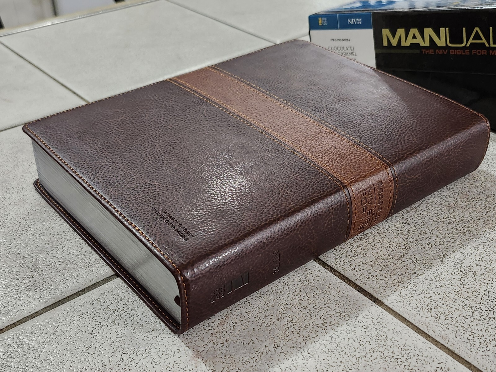 Manual : The Bible for Men by Zondervan Staff (2009, Leather) Embossed Name L@@K