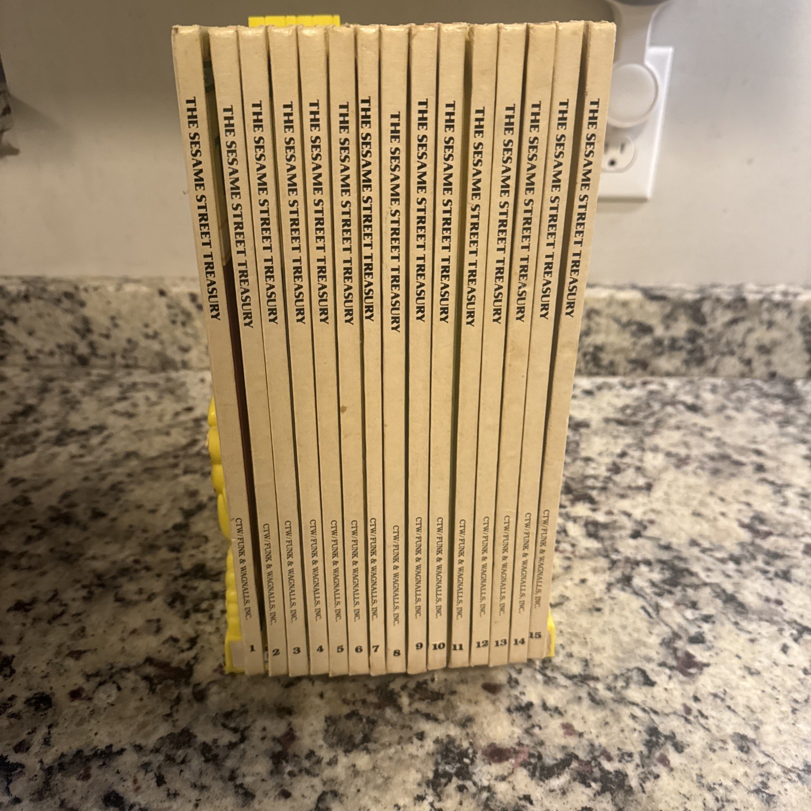 Complete Sesame Street Treasury Set 1-15 w/ Big Bird Holder 1983 CTW Books