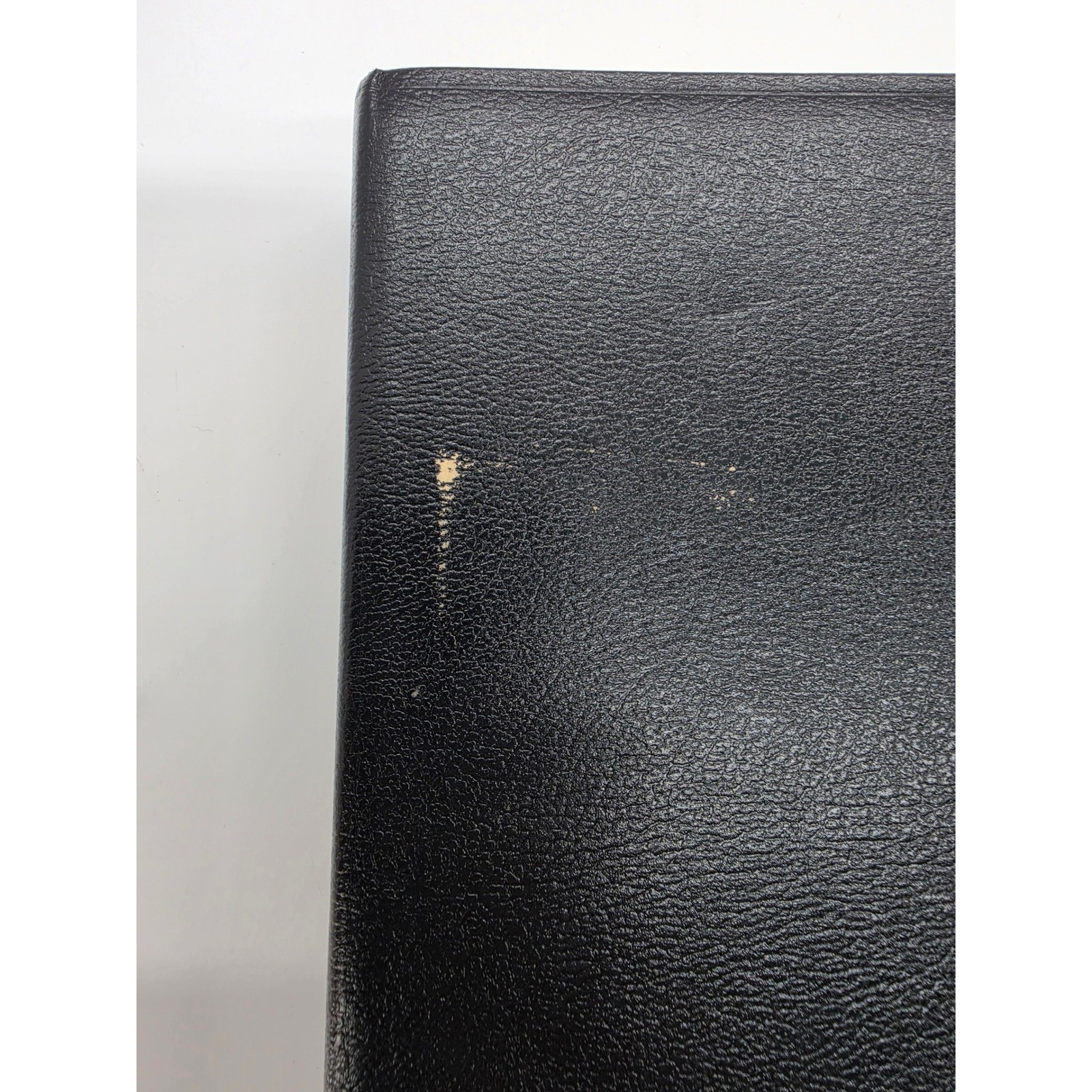 Nelson NKJV Study Bible New King James Version Black Bonded Leather Gold Gilded