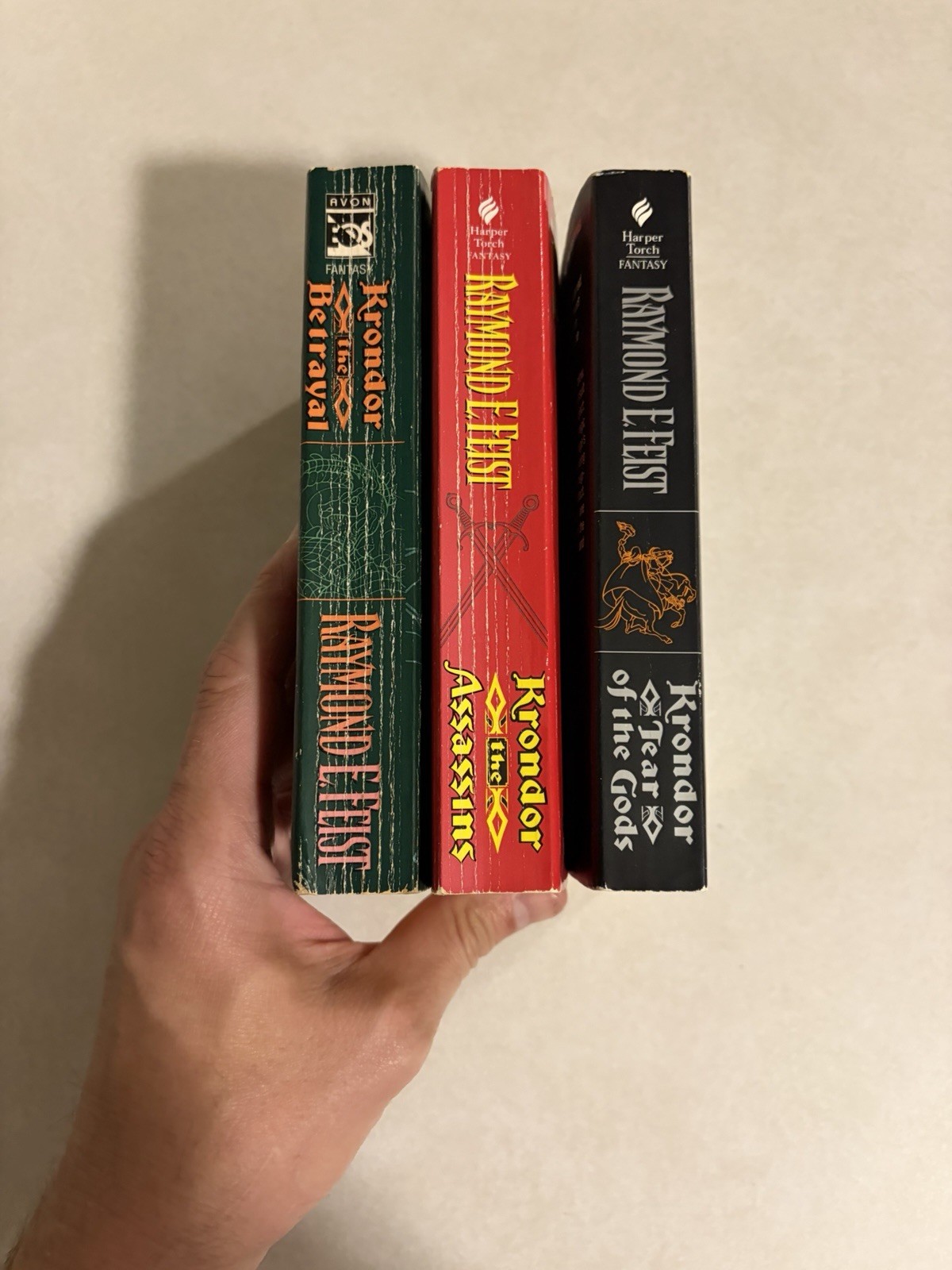 Lot Set Pb Riftwar Legacy of Krondor Trilogy Betrayal Raymond E. Feist Tear Gods
