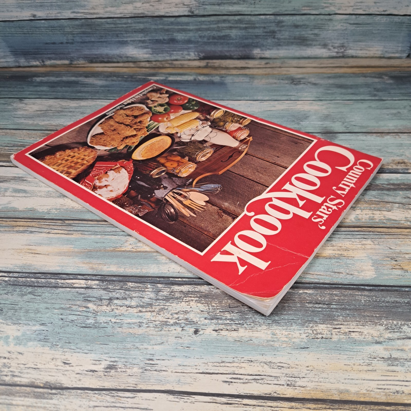1977 Country Stars‘ Cookbook – Compiled By Helen Naismith 94 Pages