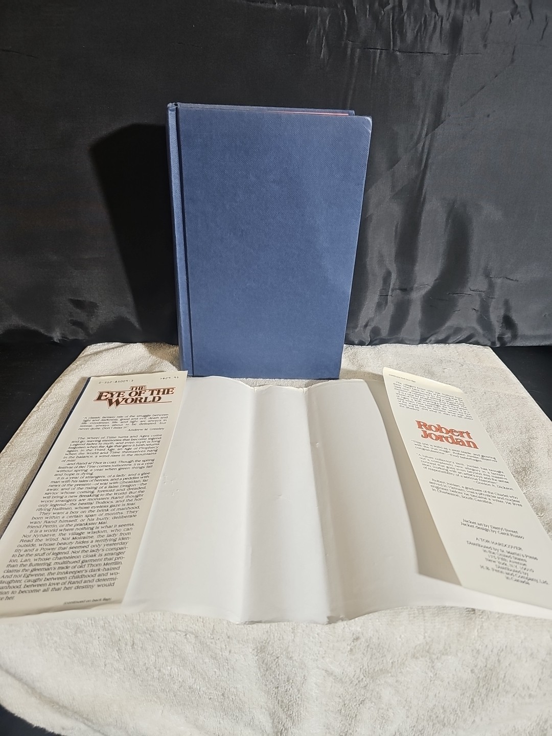 The Eye of the World by Robert Jordan – 1st Edition Hardcover! –