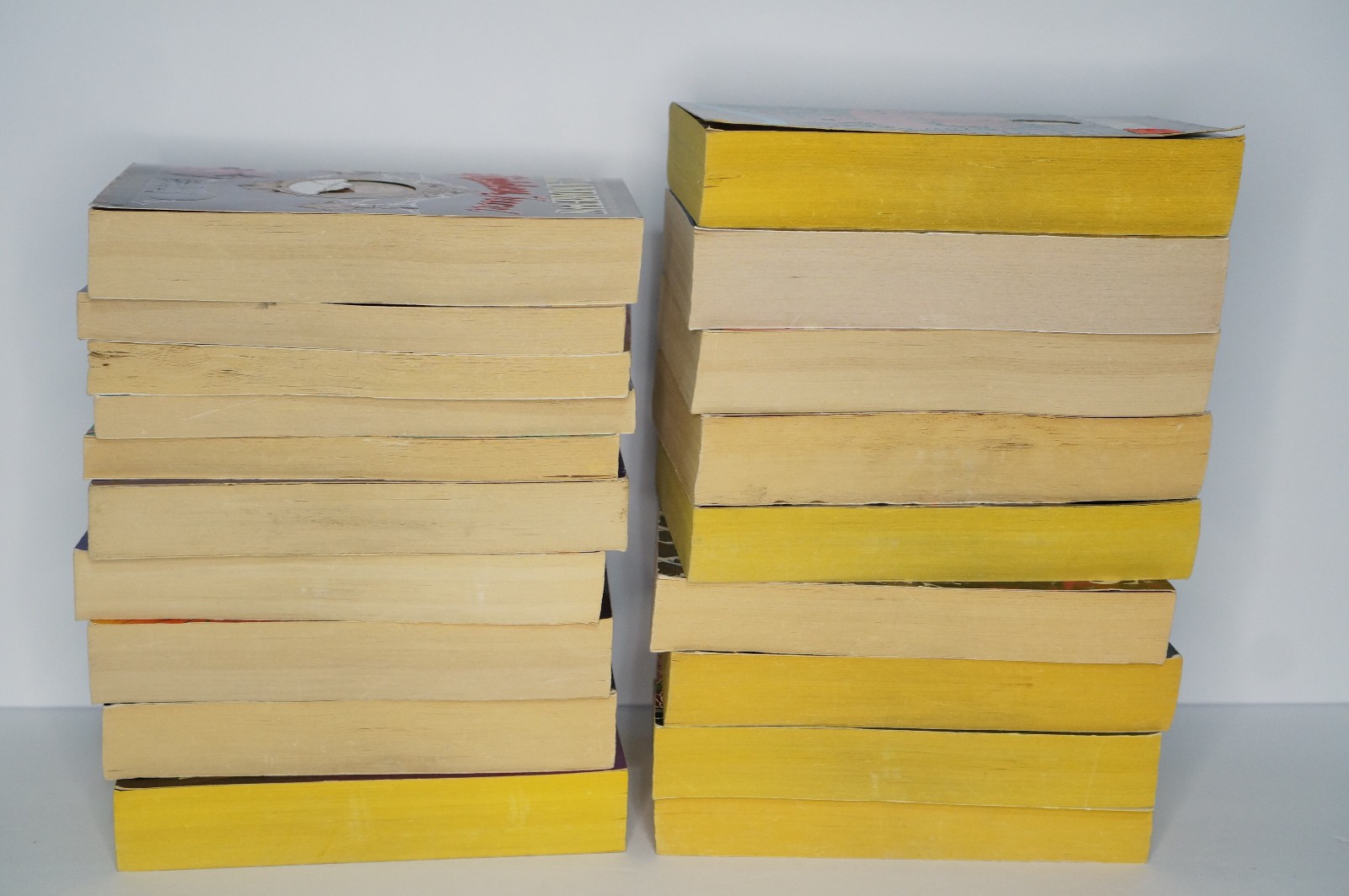 VC Andrews Book Lot of 19 Vintage Gothic Horror Romance Novels Paperback V.C.