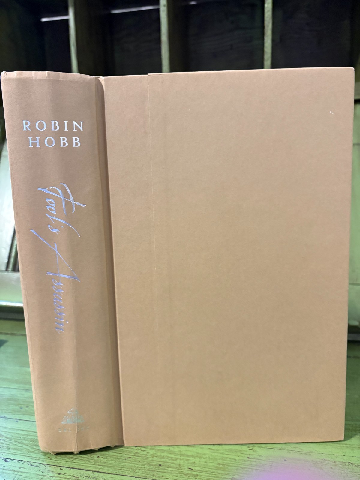 Robin Hobb Fool’s Assassin Fitz and The Fool Series #1 Hard Cover DJ Very Good