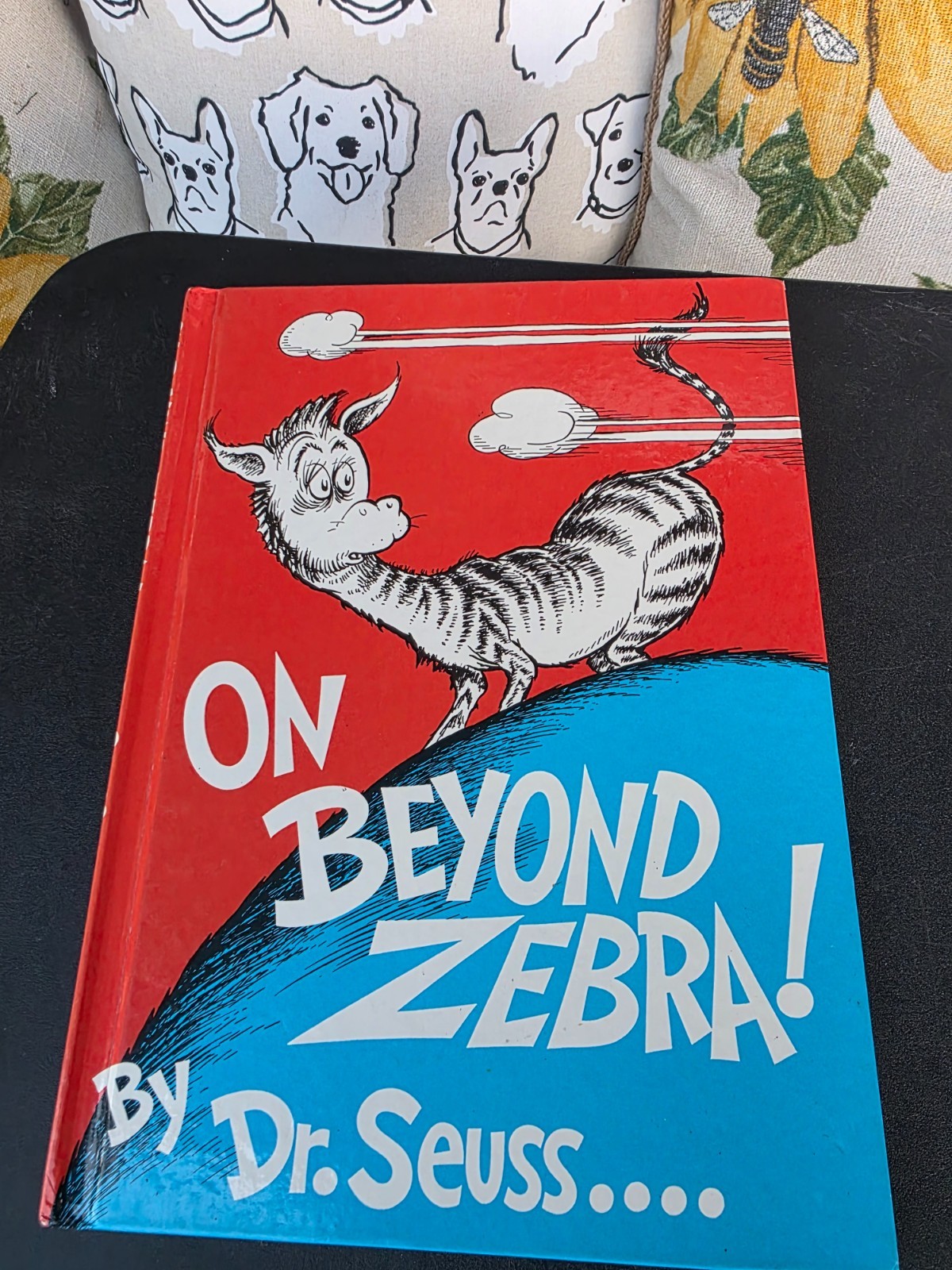On Beyond Zebra 1983 Dr. Seuss Large size Vintage Hardcover Retired Classic