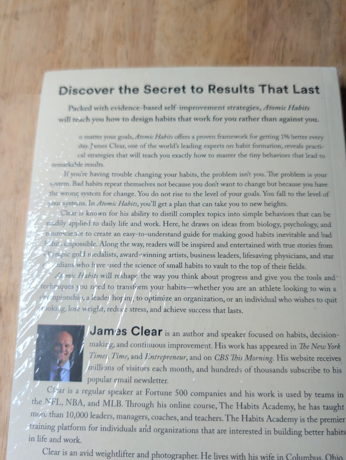 Atomic Habits: An Easy & Proven Way to Build Good Habits and Break Bad Ones Book