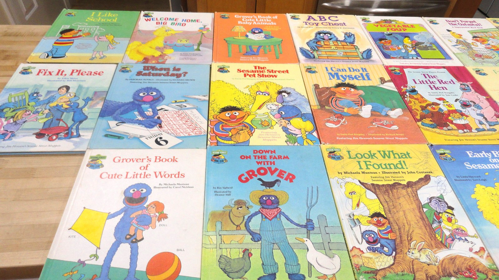Sesame Street Book Club 1980’s Set of 26 Books See Below for Titles & Condition
