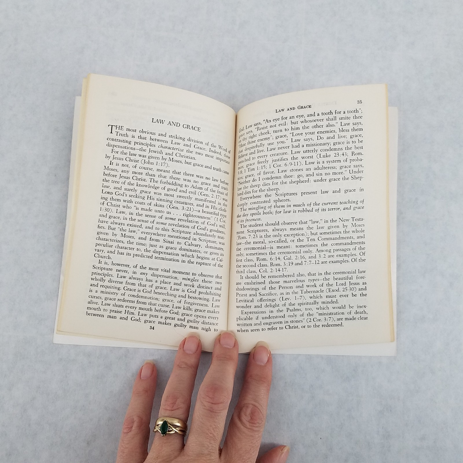 Rightly Dividing the Word of Truth – Stapled Softcover by C I Scofield – NO MARK