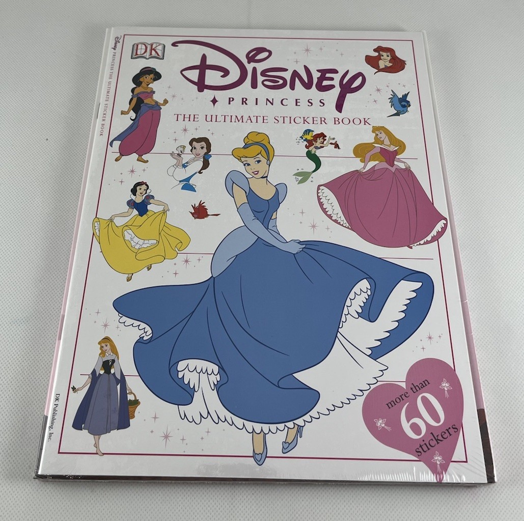 Disney Princess The Essential Guide & Disney Princess Ultimate Sticker Book