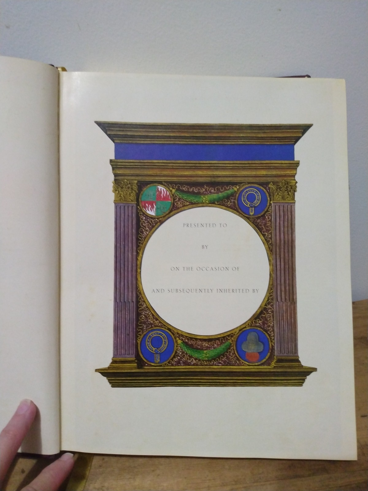 The Holy Bible, Illuminated Family Edition Skyhorse Publishing 2000 KJV