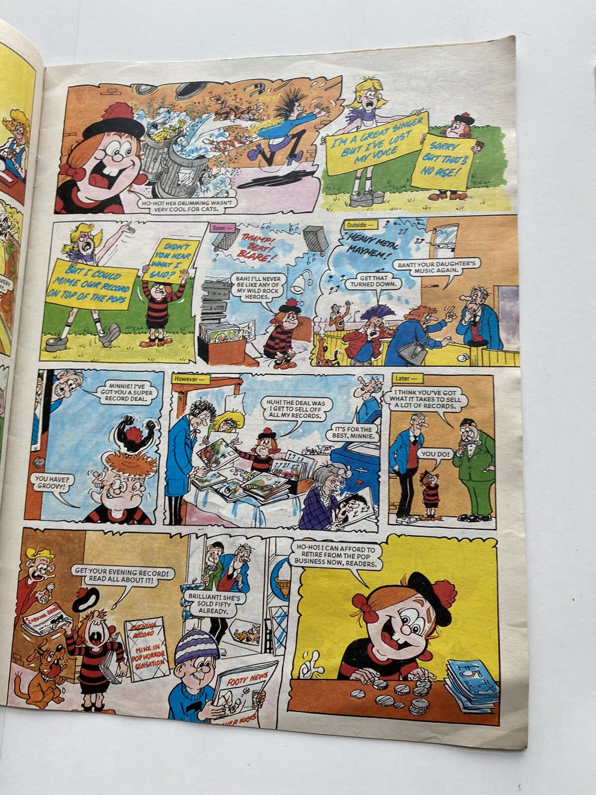 Vintage Beano Comic Book Dennis the Menace 1997 1998 #2901 2928 2860 2916 2890