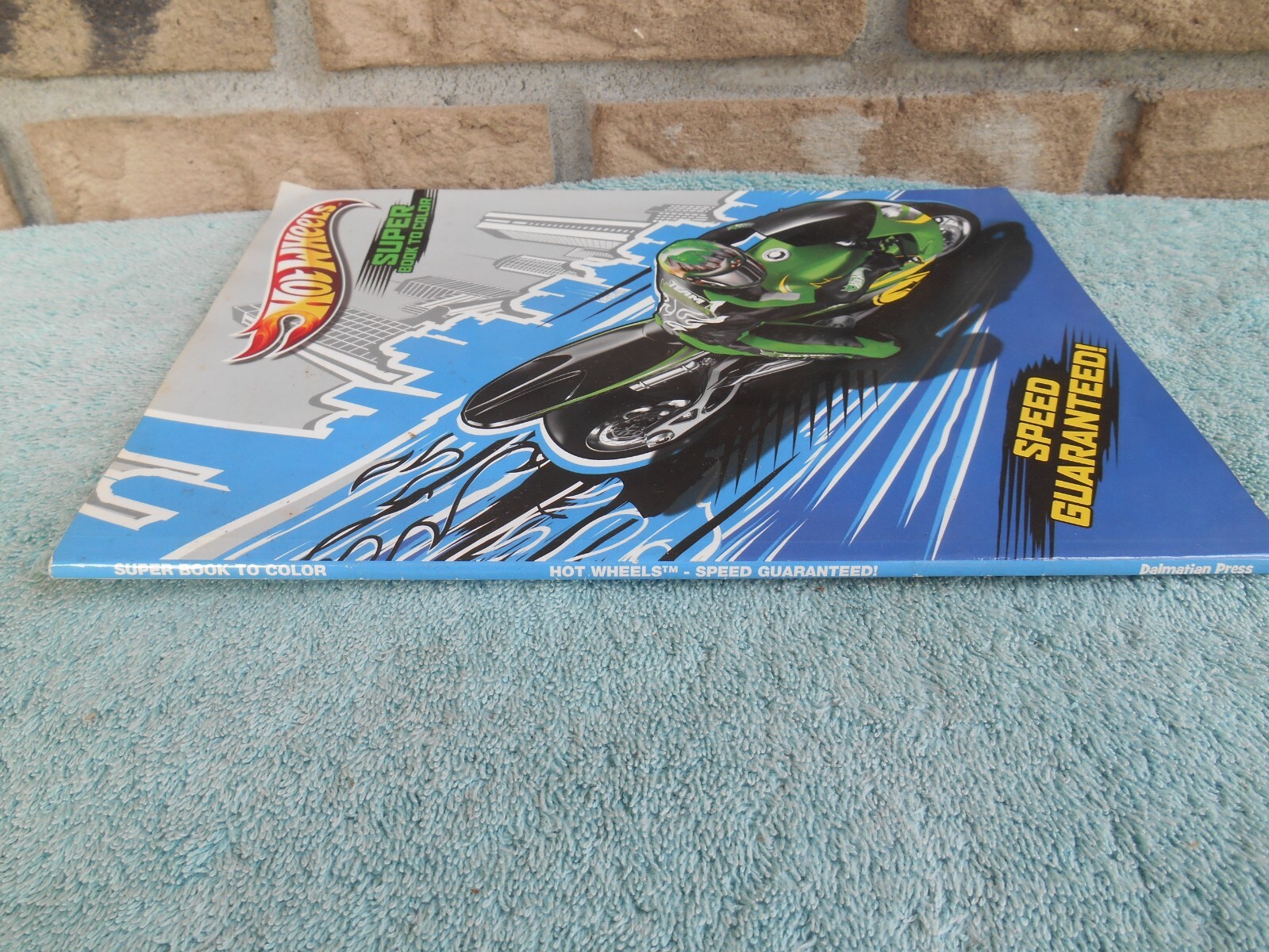HOT WHEELS 2013 COLORING BOOK DALMATION PRESS. 64 PAGES. NEW!