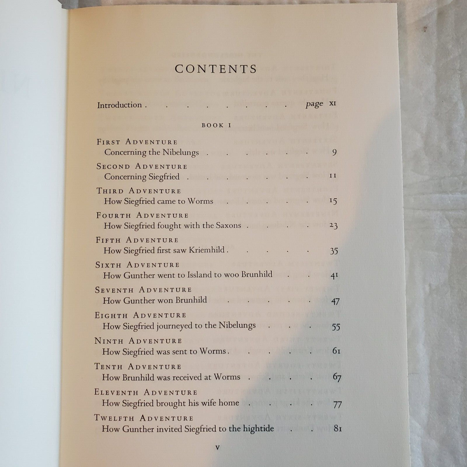 Nibelungenlieo vintage book by the limited edition club 1491 out of 2000 VG