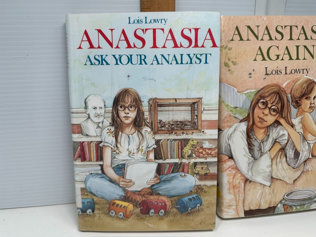 Anastasia Series Lois Lowry Lot of 3 HC books 1980s Ex-Library Service Analyst