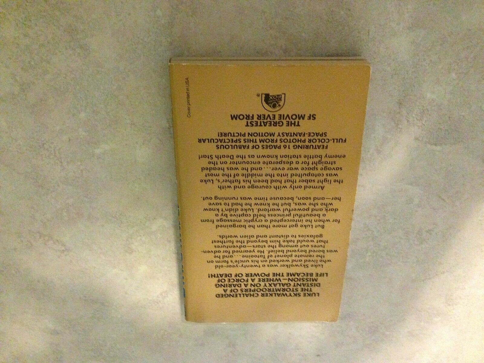 Star Wars by George Lucas 1977 Paperback 8th Printing Ballantine 26079 220 pages