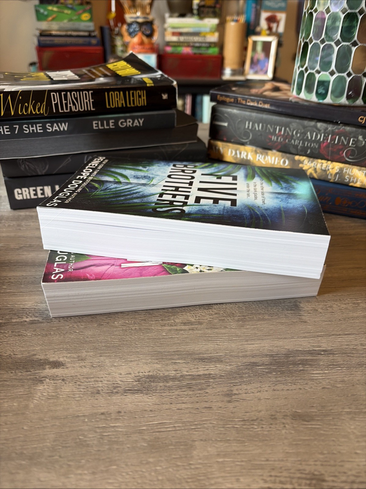 Penelope Douglas / Five Brothers & Tryst Six Venom / Probably SMUT Editions
