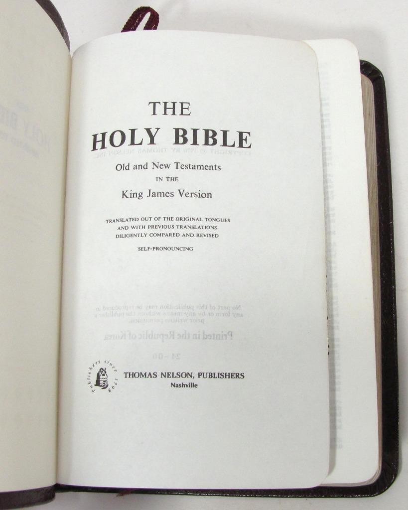 Nelson KJV The Smallest Holy Bible 104BG Burgundy Genuine Leather Box Magnifier