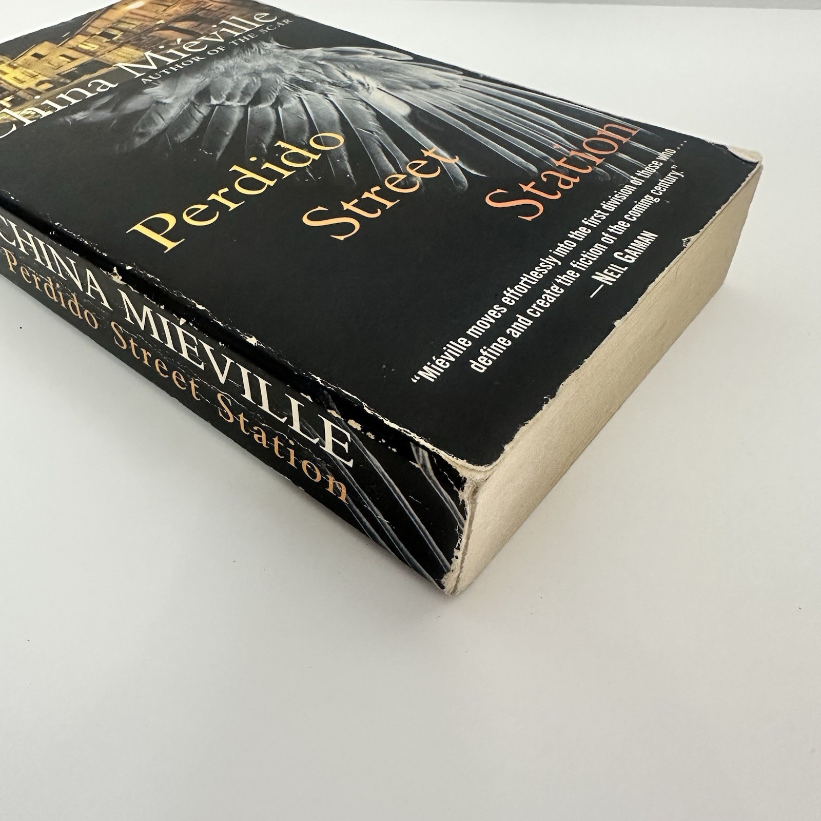 Perdido Street Station by China Miéville (2001) USED • Acceptable • PAPERBACK