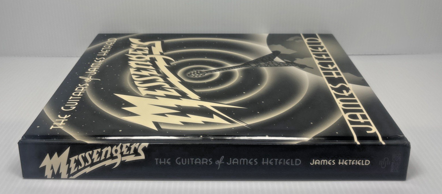 Messengers The Guitars of James Hetfield, Hardcover Metallica Missing Dustpage