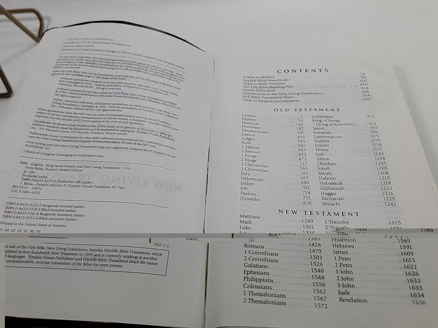 Holy Bible TBN Parallel Edition King James Version Living Translation KJV NLT