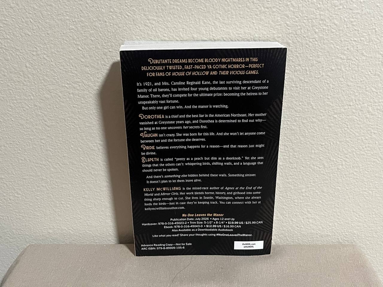 No One Leaves the Manor by Kelly McWilliams – Jul 2026 Advanced Reader’s Copy