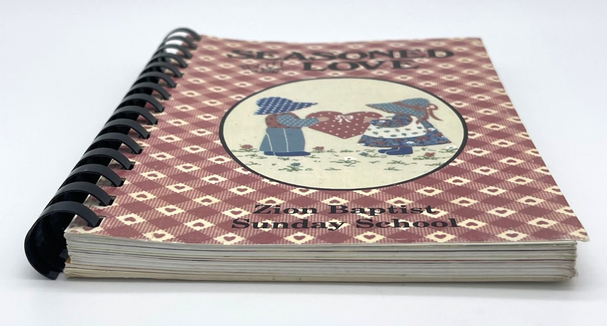 Seasoned with Love Cookbook Church Ladies Recipes Regional Southern 120 pages