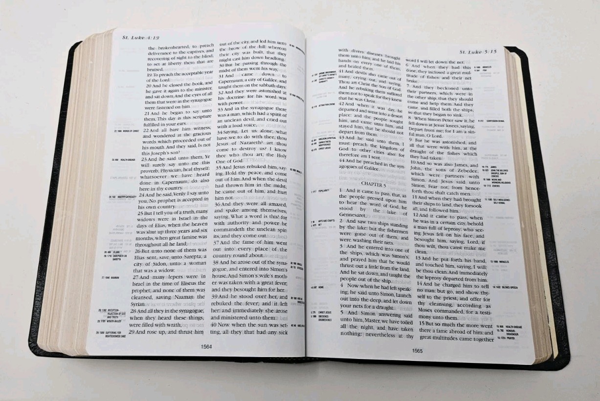 The Prophecy Bible Morris Cerullo KJV World Evangelism Bible Leather First Editi