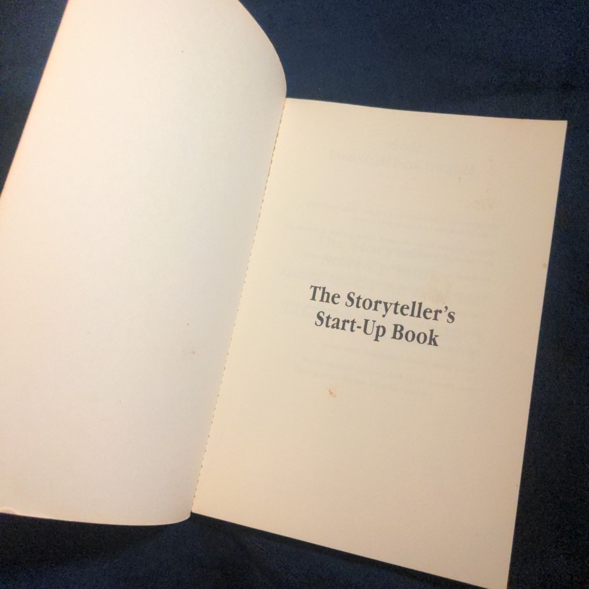 The Storyteller’s Start-Up Book by Margaret Read MacDonald (First Ed., 1993, PB)
