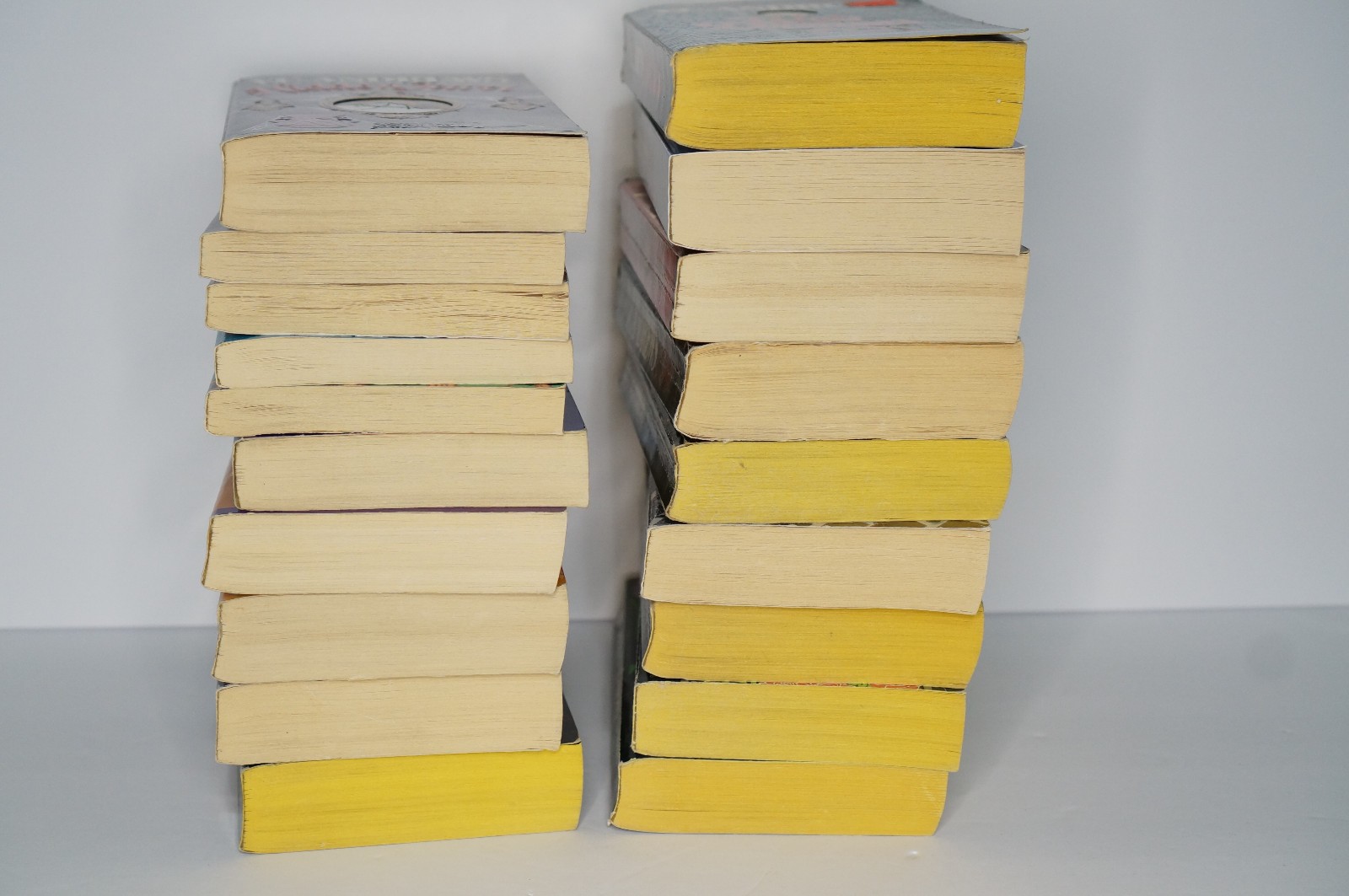 VC Andrews Book Lot of 19 Vintage Gothic Horror Romance Novels Paperback V.C.